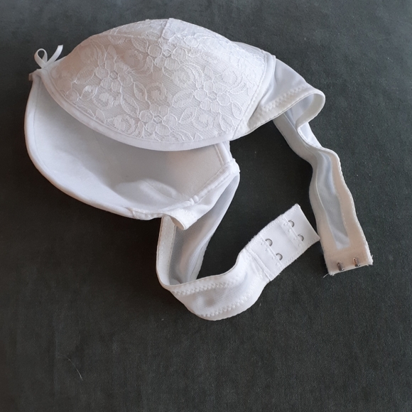 2 × wedding bras - Picture 2 of 2